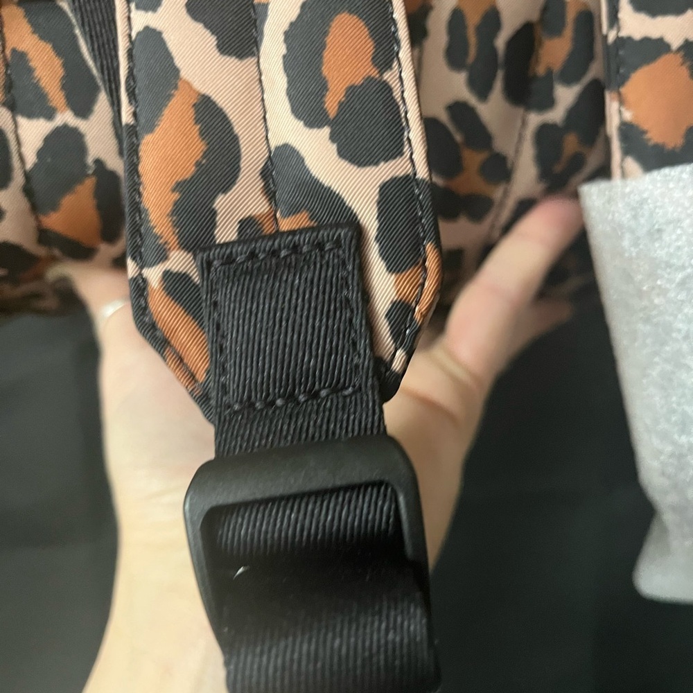 Kate Spade Spotted Leopard Backpack NWT - Picture 8 of 13